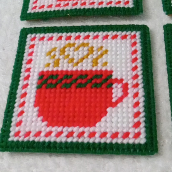 ❤️Christmas teacup coasters - Picture 2 of 3